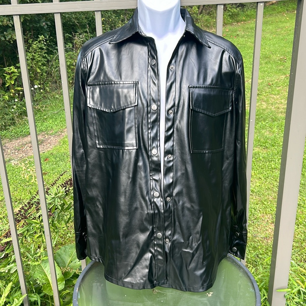 Sky to Moon Black Faux Leather Long Sleeve Shirt Jacket Size Small